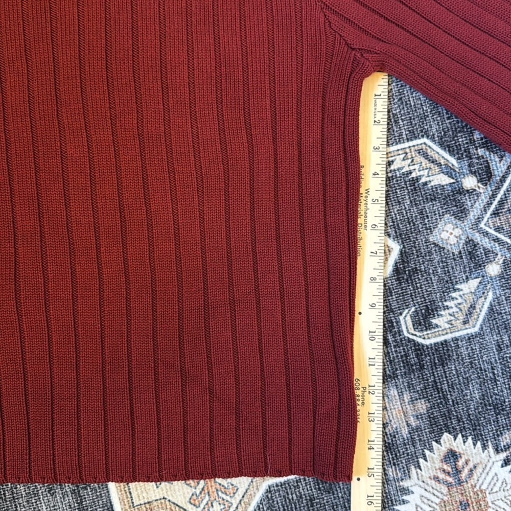 Abercrombie & Fitch Red Men's Heavy Knit Ribbed Sweater Size Medium - Picture 8 of 9